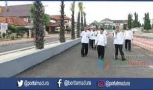 Hari Perdana Masuk Kerja, Bupati Sumenep Sidak Pekerjaan Proyek