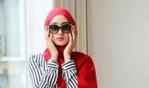 Hijabers, Begini Cara Pilih Kacamata yang Cocok untuk Anda