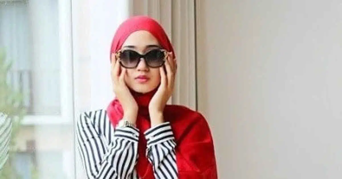 Hijabers, Begini Cara Pilih Kacamata yang Cocok untuk Anda