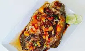 Menu Selasa: Ini Dia Resep Ikan Bawal Bakar Pedas Manis Super Nikmat