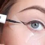 Ini Dia 6 Cara Cerdik Buat Winged Eye dengan Eyeliner