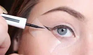 Ini Dia 6 Cara Cerdik Buat Winged Eye dengan Eyeliner