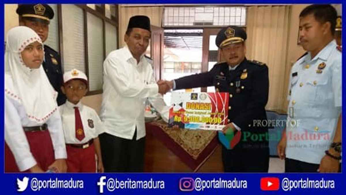 Kantor Imigrasi Kelas III Pamekasan Santuni Anak Yatim pada Hari Bhakti Imigrasi ke-69