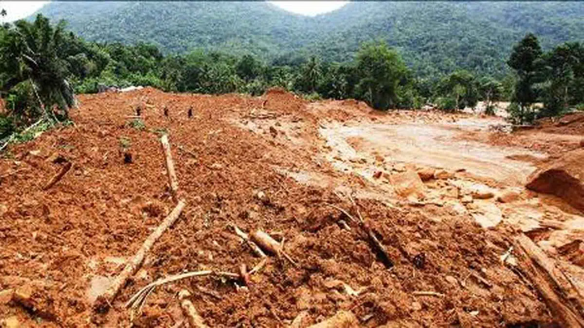 Korban tewas longsor Sukabumi sudah 15 orang