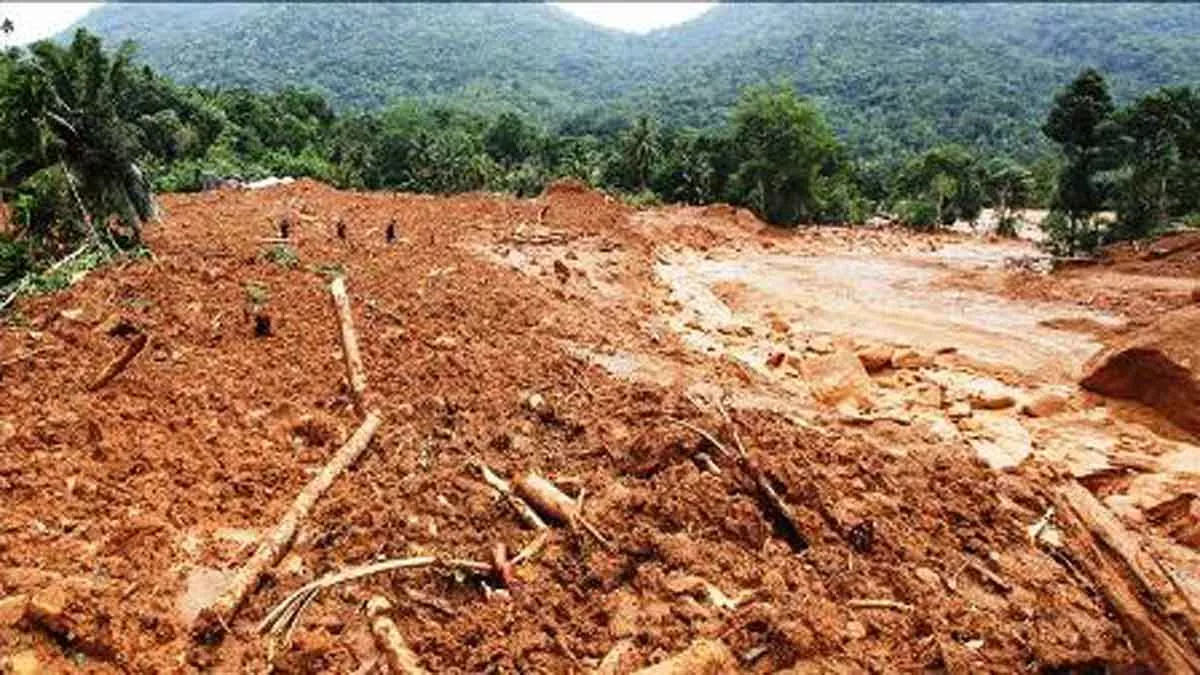 Korban tewas longsor Sukabumi sudah 15 orang