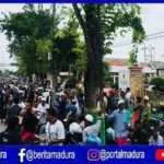 Kota Sampang Dipenuhi Ribuan Peserta Aksi Solidaritas Pembunuhan Anggota PPS