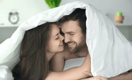 Mau Hilangkan Kecemasan dan Stres? 5 Gaya Bercinta Ini Bisa Anda Coba