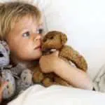 Moms, Ini 4 Cara Atasi Si Kecil yang Susah Tidur di Malam Hari