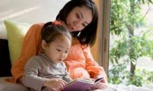 Moms, Ini Cara Pilih Buku yang Tepat Sesuai Umur Si Kecil