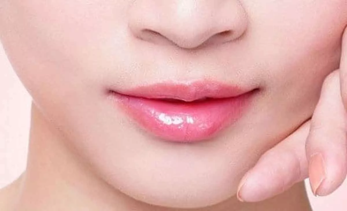 Pemilik Bibir Tipis, Ini 7 Cara Tetap Tampil Cantik dan Seksi