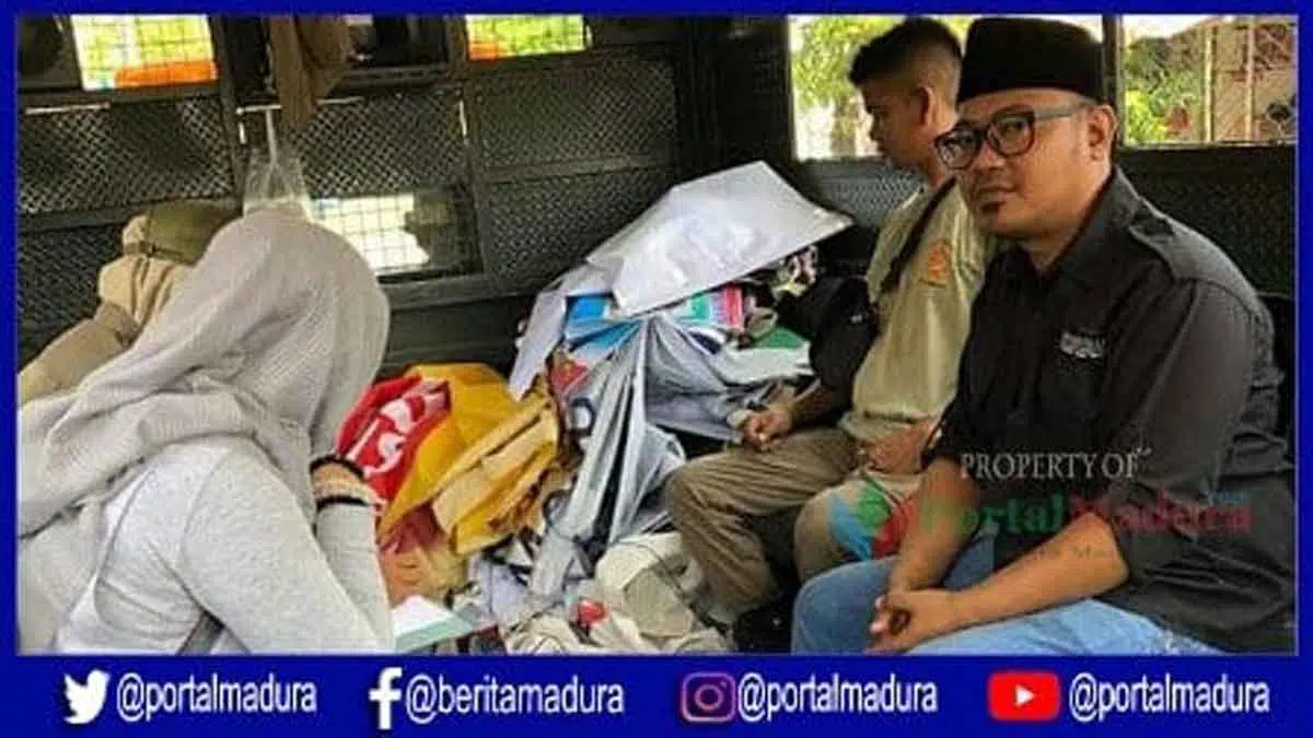 Petugas Lucuti 180 APK di Sampang