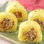 Resep Ketan Kuning Gulung Daging untuk Sarapan Pagi, Maknyus