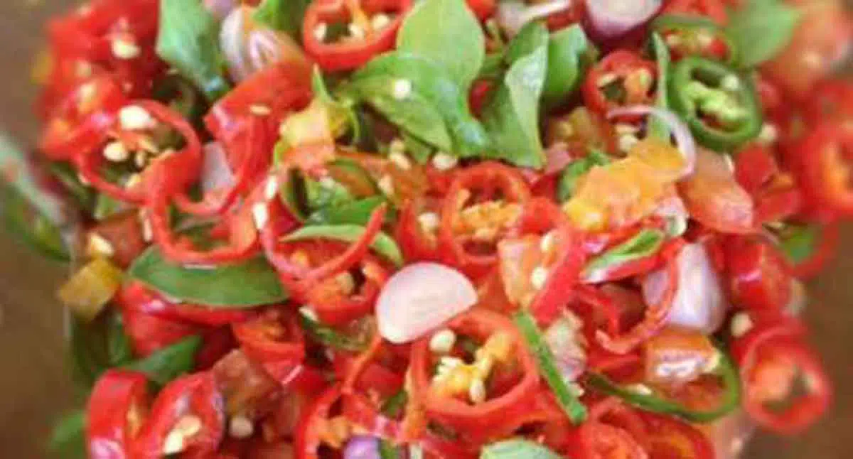Resep Praktis Sambal Dabu-Dabu Manado yang Nikmat