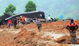 Sebanyak 40,9 Juta penduduk Indonesia tinggal di daerah rawan longsor