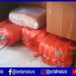 PT. Pos Indonesia Tarik Tiga Tabloid Indonesia Barokah di Masjid Sampang