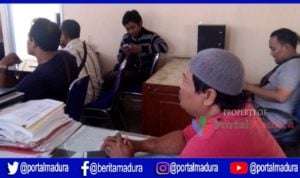 Aneh! Dinas Ini Larang Wartawan Bawa HP, Hasil Wawancara Diminta Ditulis ke Kertas