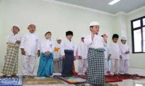 Ajarkan Anak Salat Subuh, Ini 5 Keutamaannya