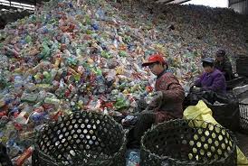 Lakukanlah, 3 Cara Ini Agar Bisa Kurangi Pemakaian Plastik