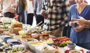 Ladies, 3 Camilan Sehat yang Harus Anda Konsumsi Saat Diet