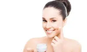 Ladies, Tips Memilih Pelembab Bagi Wajah Berminyak