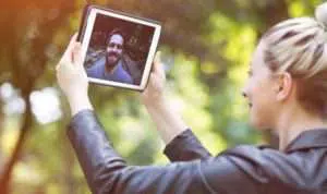 Tidak Pernah Berhasil Jalani LDR? Kenali 5 Alasan Ini!