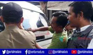 Bawaslu Pamekasan Cabut APK di Kaca Mobil