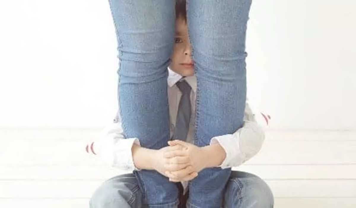 Bunda, Begini Cara Cerdas Hadapi Si Kecil Yang Pemalu Dan Pendiam - Portalmadura.com Bunda, Begini Cara Cerdas Hadapi Si Kecil yang Pemalu dan Pendiam