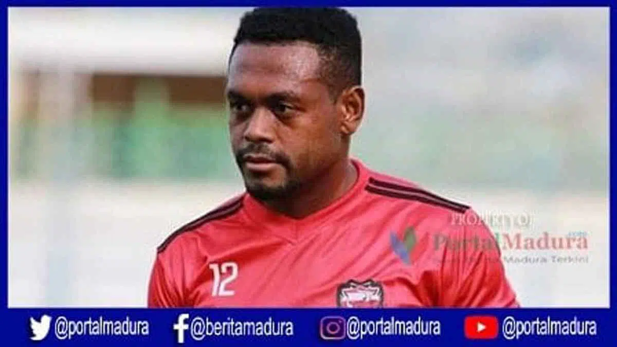 David Laly Adu Nasib di Madura United