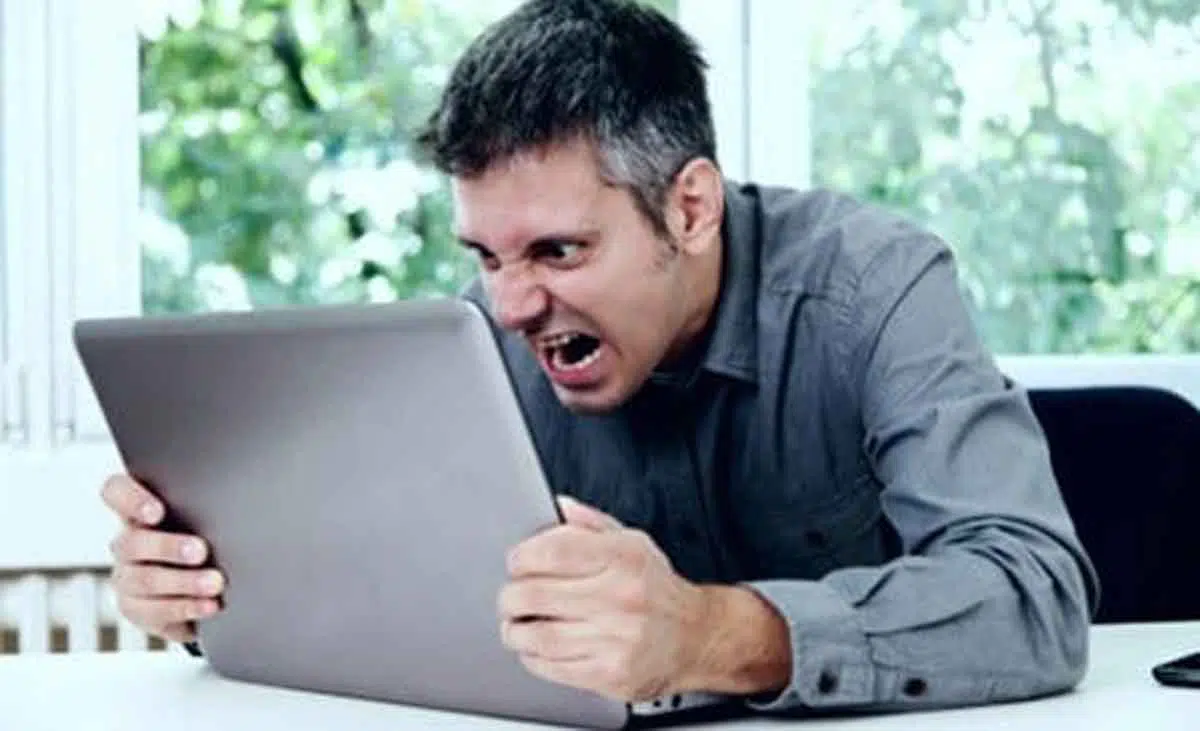 Guys, Kenali 5 Cara Jitu Atasi Laptop Lambat