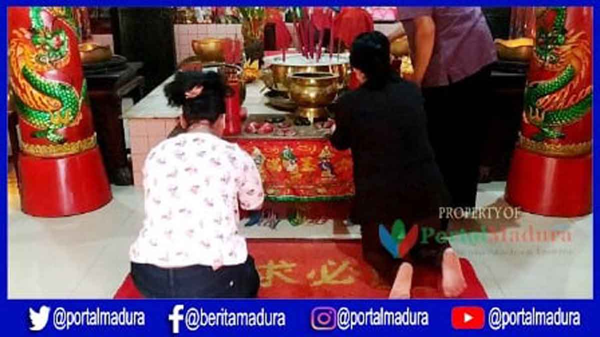 Warga Tionghoa Pamekasan Berharap Keberkahan di Tahun Babi