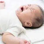 Ingat! Jangan Lakukan 3 Hal Ini Ketika Bayi Terjatuh