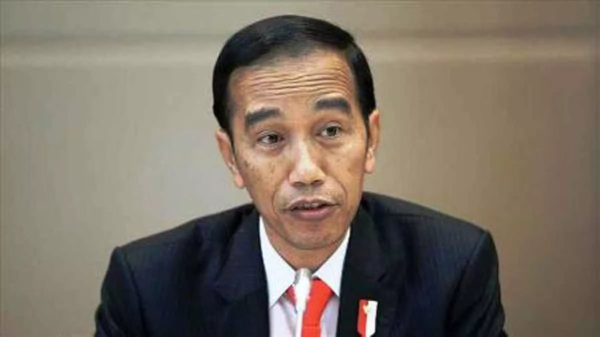 Joko Widodo Serahkan Hasil Debat Kepada Masyarakat