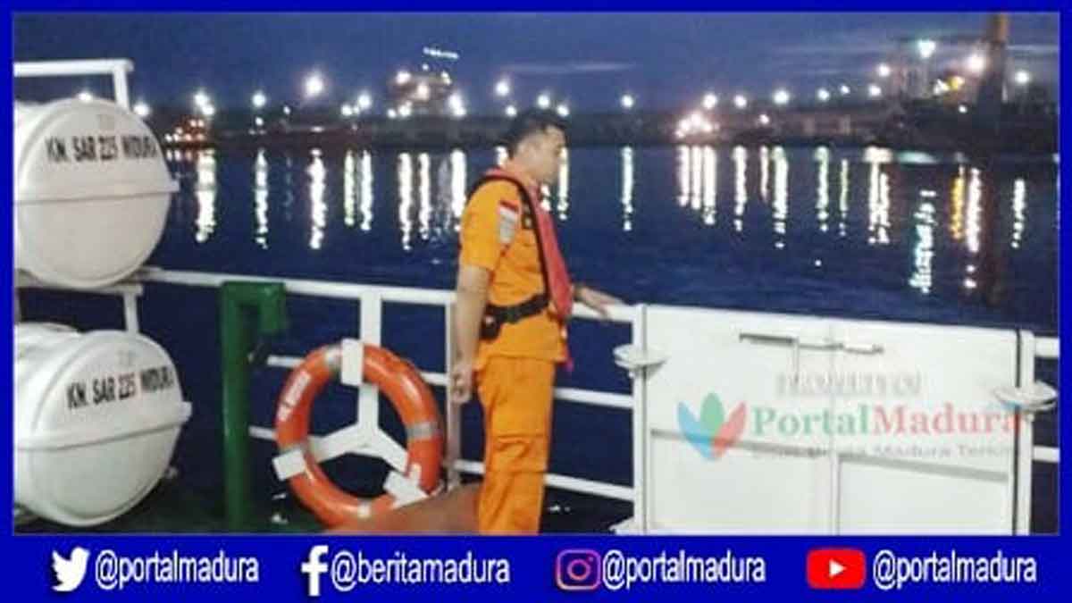KN SAR 225 Widura Cari Lima Nelayan Hilang asal Dungkek Sumenep
