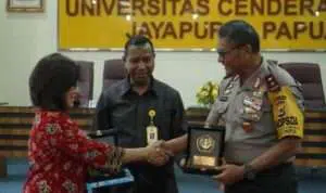 Pengakuan Masyarakat Kunci Sukses Membangun Daerah
