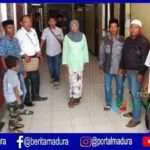 Diduga Ada Kejanggalan, Keluarga Korban Sengatan Listrik Datangi Polres Sumenep