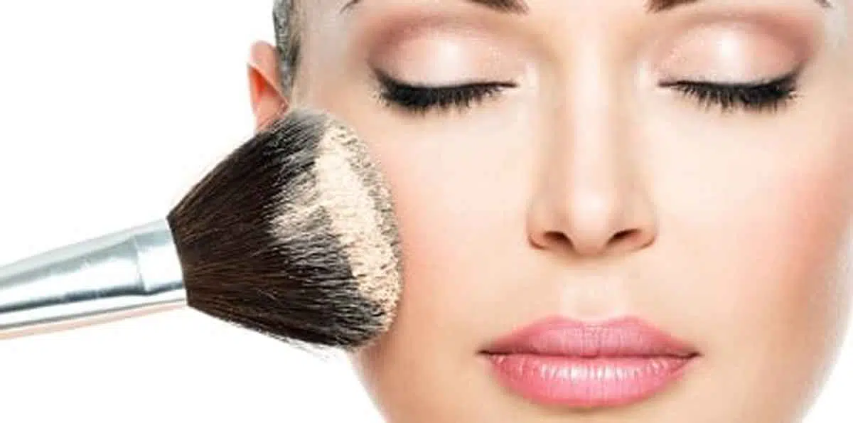 Agar Tak Terlihat Menor, Hindari 3 Kesalahan Makeup Ini