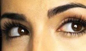 Ladies, Ini 6 Cara Alami Tebalkan Alis dan Bulu Mata