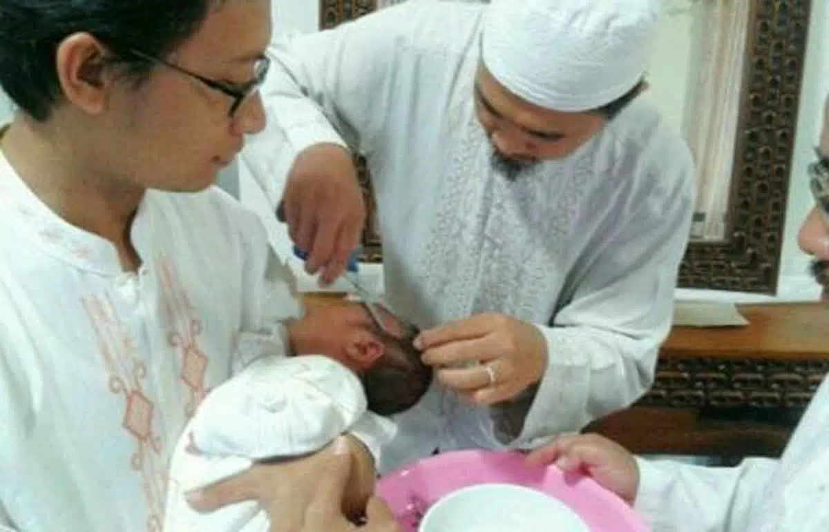 Dalam Islam, Ini 7 Hal yang Perlu Dilakukan pada Bayi Baru Lahir