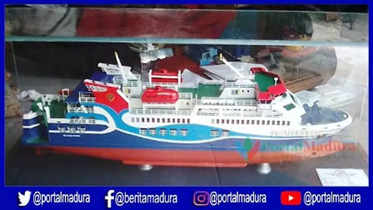 Usaha Kreatif, Miniatur Kapal Ciptaan Cakraningrat Ship Model Yang Mendunia