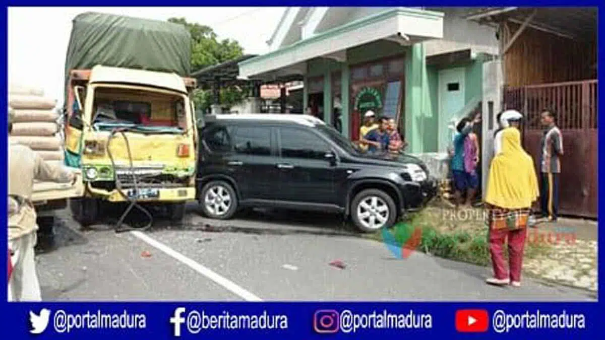 Muka Truk Ringsek