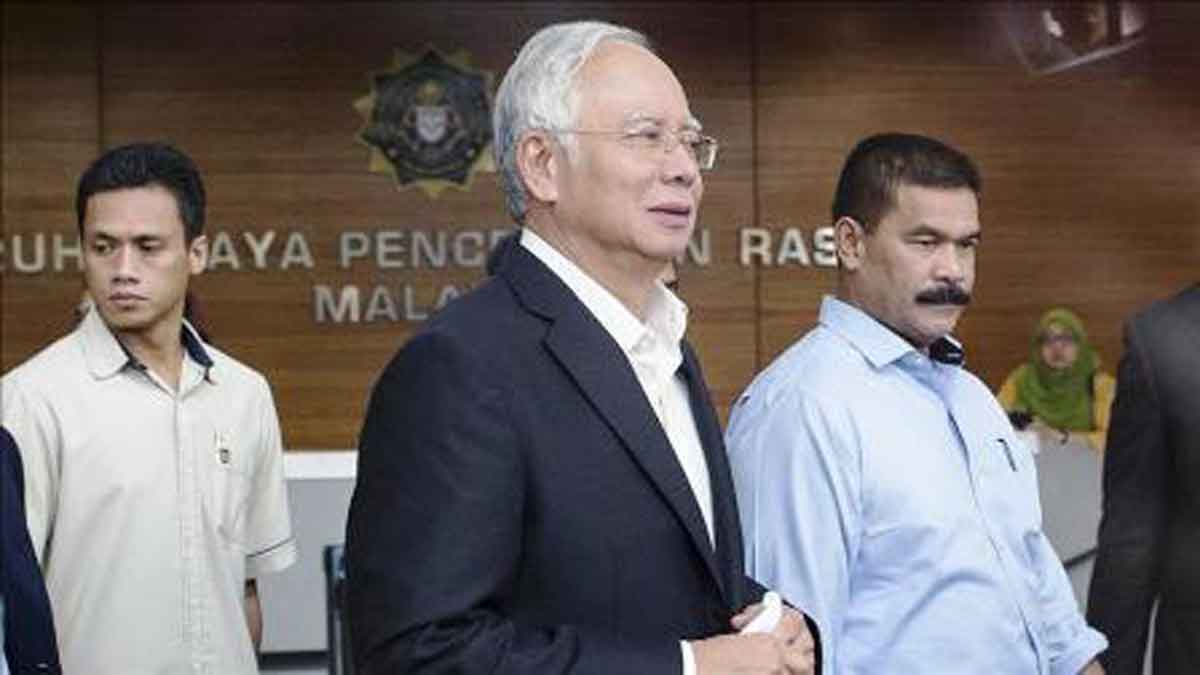 Najib Razak minta penundaan sidang skandal korupsi 1MDB