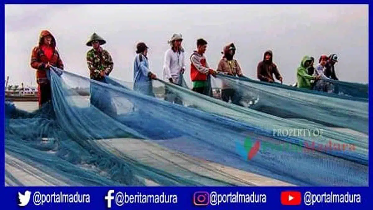 Nelayan Pamekasan Masih Gunakan Pukat Harimau dan Bom Condet