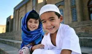 Para Orang Tua, Ini 5 Strategi Rasulullah Atasi Problem Anak yang Patut Ditiru