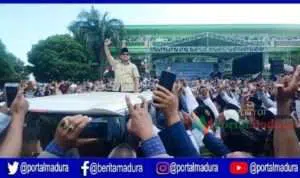 Prabowo Subianto disambut ribuan santri dan masyarakat-min