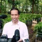 Presiden Beri Bantuan PKH untuk Warga Depok