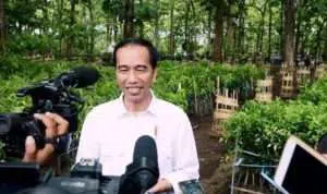 Presiden Beri Bantuan PKH untuk Warga Depok