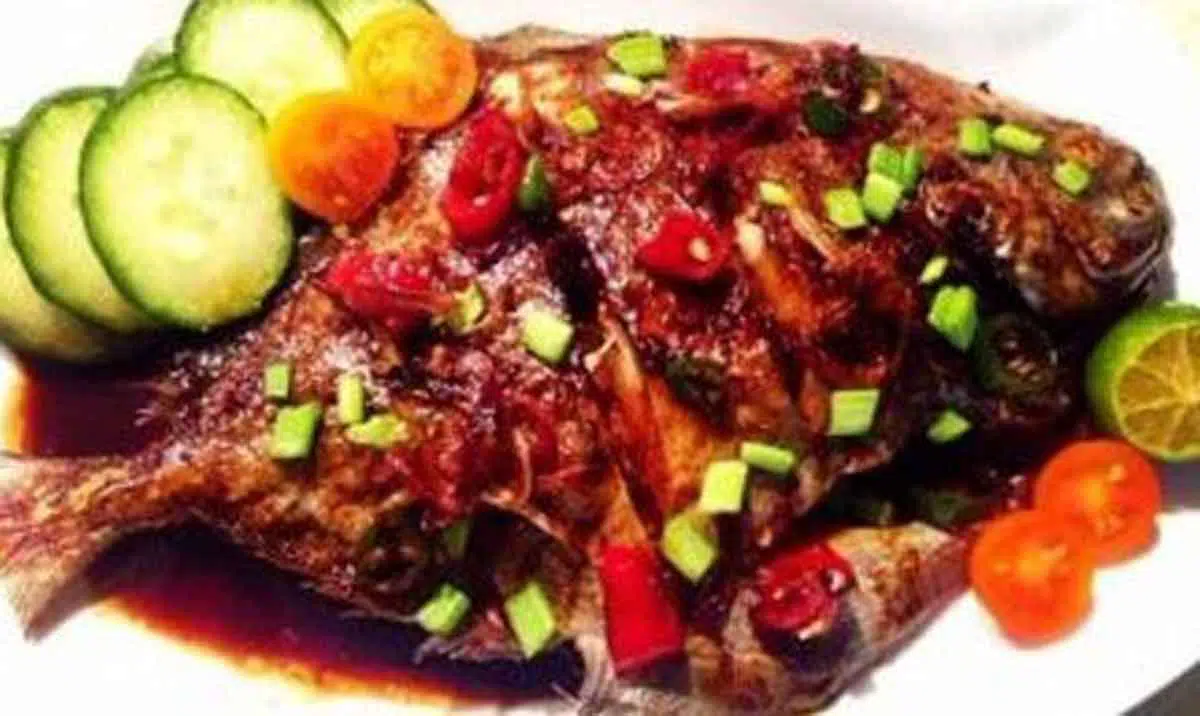 Resep Ikan Bawal Kecap Pedas untuk Makan Siang