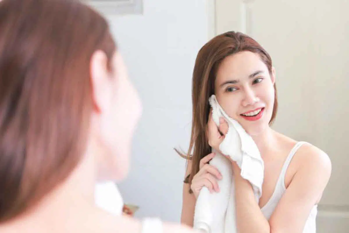 Stop, Lakukan Hal Ini Saat Anda Cuci Muka!