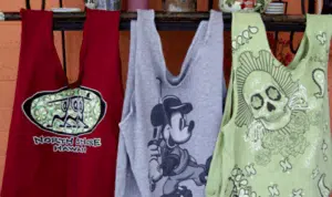 3 Cara Menarik Upcycle Kaus Lama Agar Lebih Keren