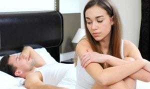 5 Cara Mengatasi Pasangan yang Egois Ketika Bercinta